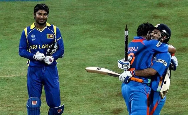 Sangakkara was sporting Smile India Win World Cup 2011 Final - Sakshi