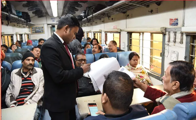 Indian Railway changes dress of Train Ticket Examiners - Sakshi