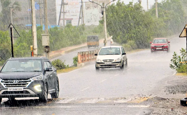 Actively moving Monsoons - Sakshi