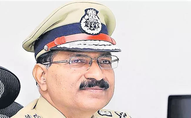 Medical Tests Within Interstate Boundaries Says DGP Mahender Reddy - Sakshi