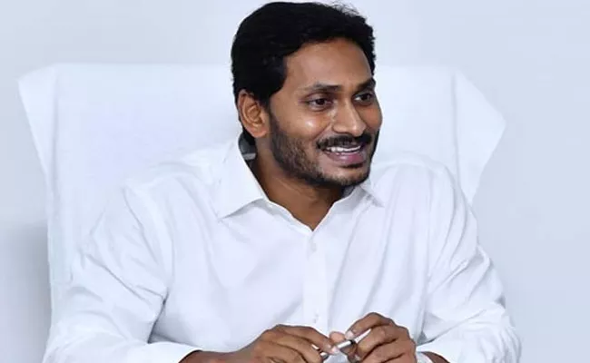 Ganababu Appreciates CM YS Jagan For His Reaction About Gas Leakage Victims - Sakshi