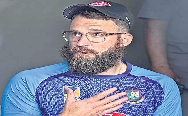 Daniel Vettori Helped Bangladesh Cricket Board - Sakshi