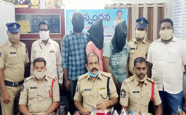 Prostitution Scandal Reveals SPSR Nellore Police - Sakshi