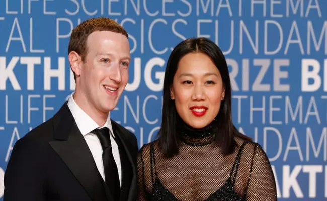  Deeply shaken disgusted on Trump divisive rhetoric : Zuckerberg and Chan  - Sakshi