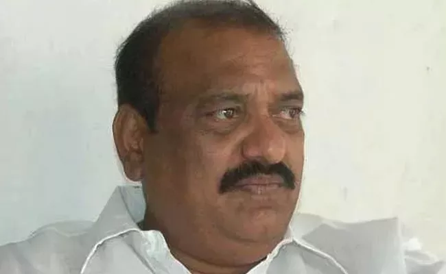 Former MLA JC Prabhakar Reddy Arrested In Hyderabad - Sakshi