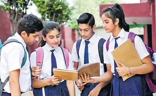 Officials Prepares Grades To SSC Students in Telangana - Sakshi