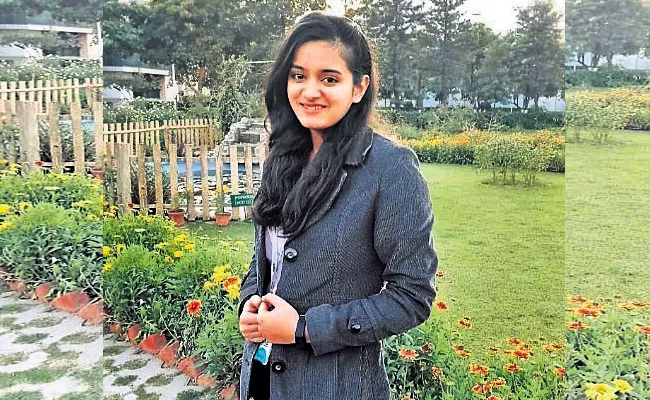 HCU Student Vani Gupta Selected for Grace Hopper Scholarship - Sakshi