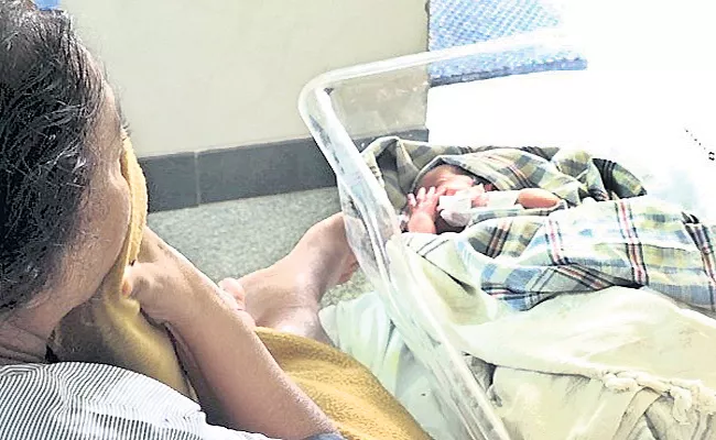 Indian Woman Gives Birth To Twins At Age 53 - Sakshi