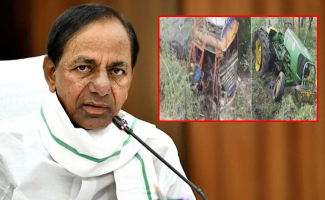 Vedadri Road Accident: CM KCR Announced RS 2 Lakh Ex Gratia - Sakshi