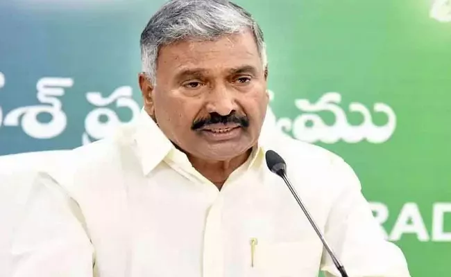 Minister Peddireddy Ramachandra Reddy Says CM YS Jagan To Support Weavers - Sakshi