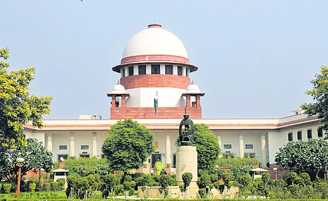 Supreme Court asks Centre to fix Covid-19 test rates across country - Sakshi