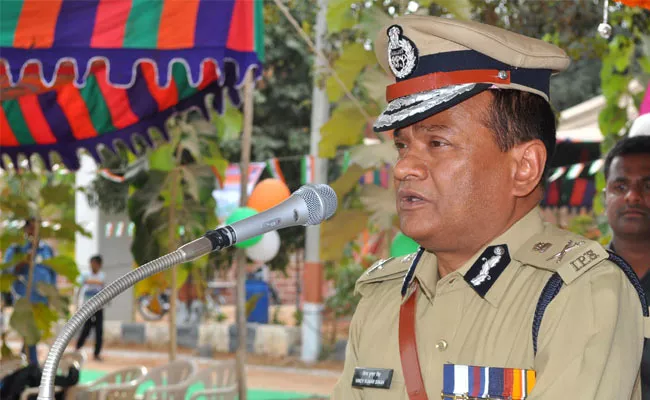 Senior IPS VK Singh Resigns To His Post - Sakshi