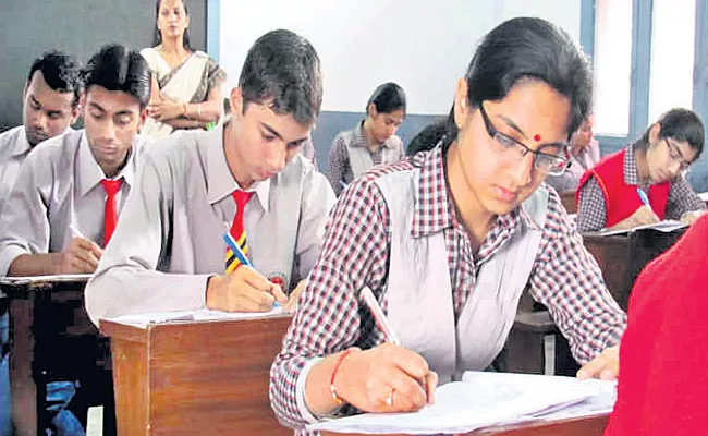 CBSE and ICSE cancel remaining board exams - Sakshi