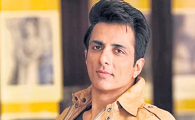 Sonu Sood Not Care About Allegations Of Helping Migrants  - Sakshi