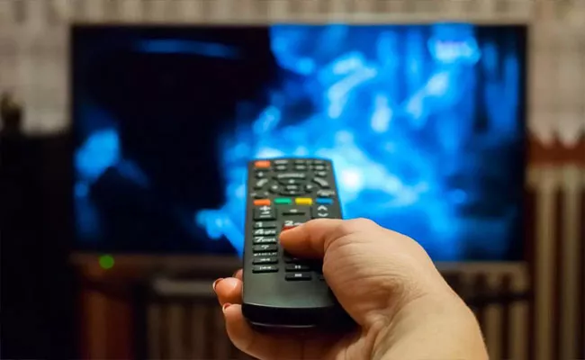 Onbuy Company Paying Rs 65600 To Watch TV For 20 Hours Every Week - Sakshi