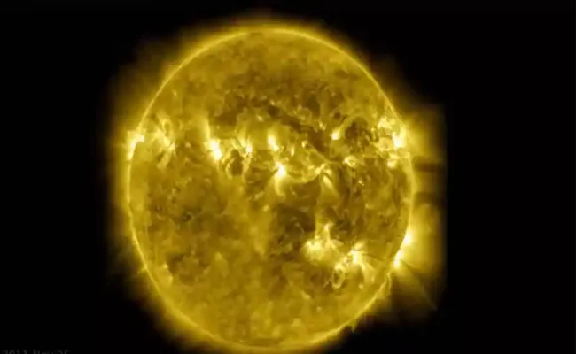 NASA Goddard Space Flight Center Shared Video Of Sun - Sakshi