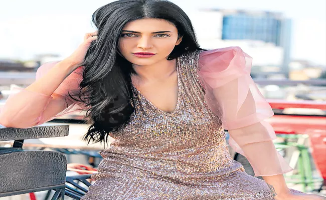 Those Birthmarks Are So Special For Me Says Shruti Hassan - Sakshi