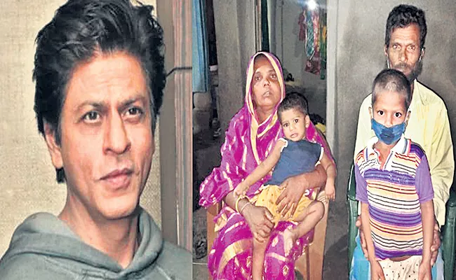 Shah Rukh Khan Adopted One Boy To Lookout His Future - Sakshi