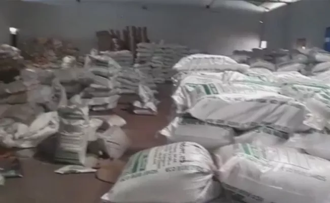 Vigilance Officer Heavily Seized Fake Seeds In Medchal District - Sakshi