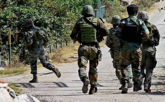 4 Terrorist Encounter In Jammu Kashmir Shopian District 9 In 24 Hours - Sakshi