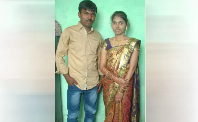 Newly Married Woman Mysterious End In Anantapur District - Sakshi