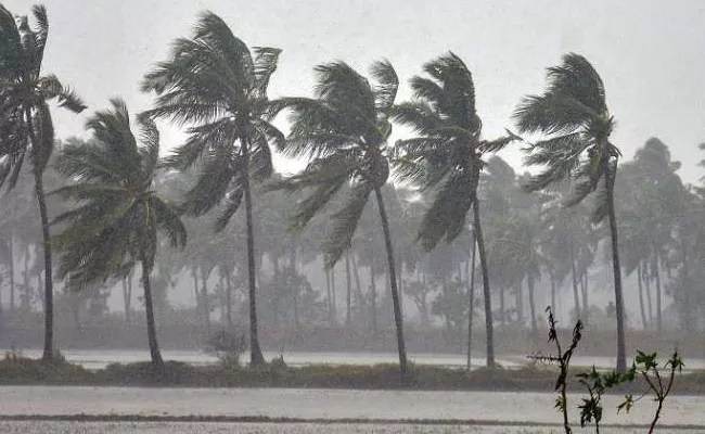 Heavy Rainfall Warning Issued To Coastal Andhra - Sakshi