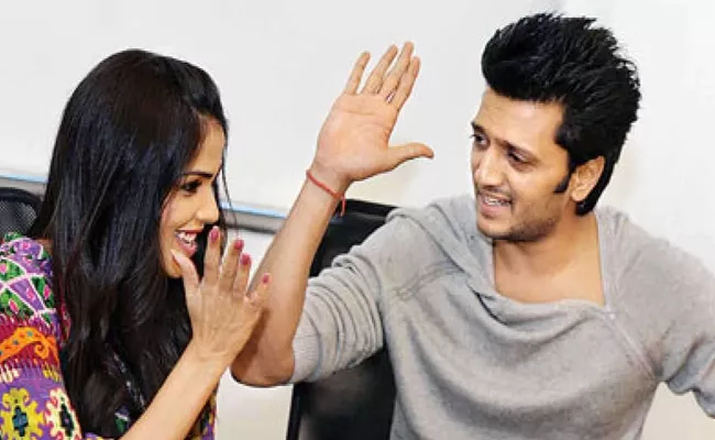 National Doctors Day: Genelia, Riteish Deshmukh Pledge to Donate Their Organs - Sakshi