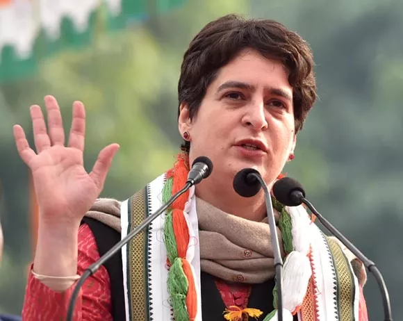 Priyanka Gandhi Vadra Asked To Vacate Government Bungalow - Sakshi