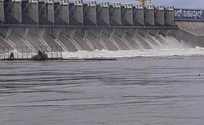 Water Flow will Increases For Almatti Dam - Sakshi