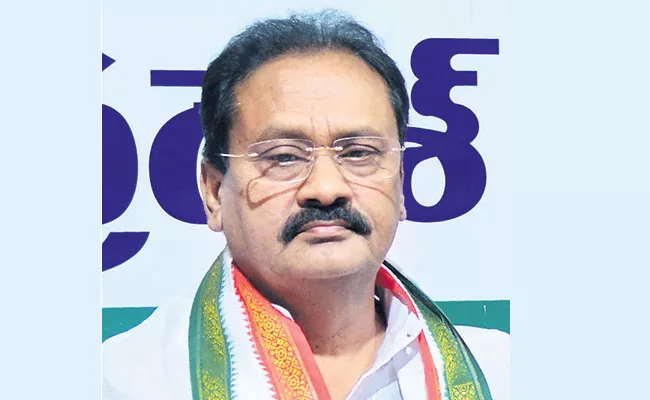 Shabbir Ali Slams TRS Govt Over Old Secretariat Demolition - Sakshi