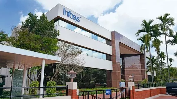 Infosys technologies share zooms on Q1 results - Sakshi