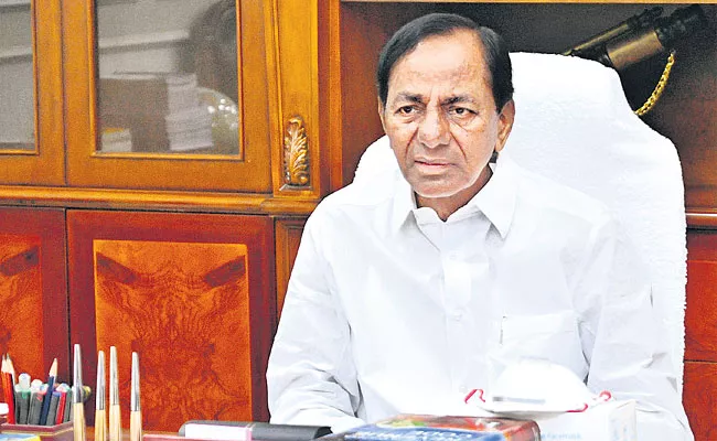 CM KCR Review Meeting With Officials About Coronavirus In Pragathi Bhavan - Sakshi