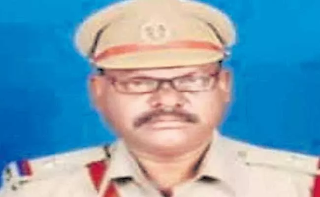 ASI Prem Kumar Passed Away Due To Coronavirus In Hyderabad - Sakshi