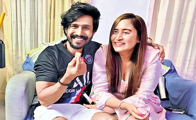 Jwala Gutta surprises Vishnu Vishal on his birthday - Sakshi