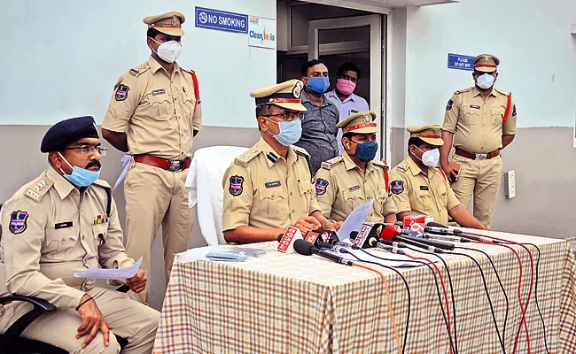 Banjara Hills Police Arrested Kidney Racket Coordinator In Hyderabad - Sakshi