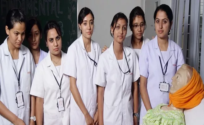 Sisters And Medical Staff Shortage in Private Hospitals - Sakshi