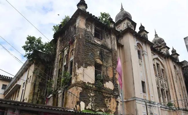 Osmania Hospital Heritage Building To Be Sealed - Sakshi