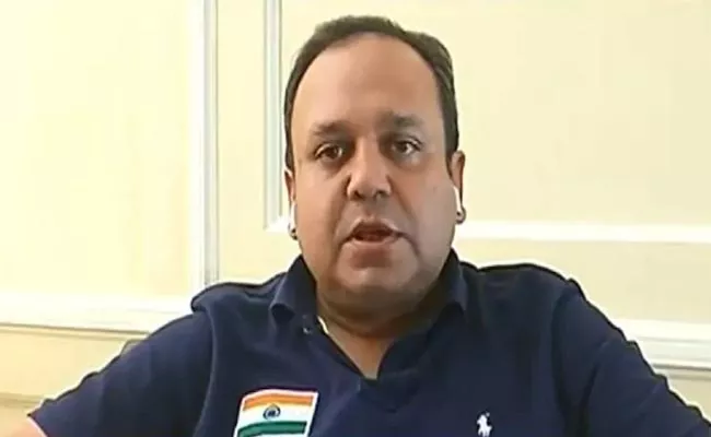  Punit Goenka resigns from Zee Media - Sakshi