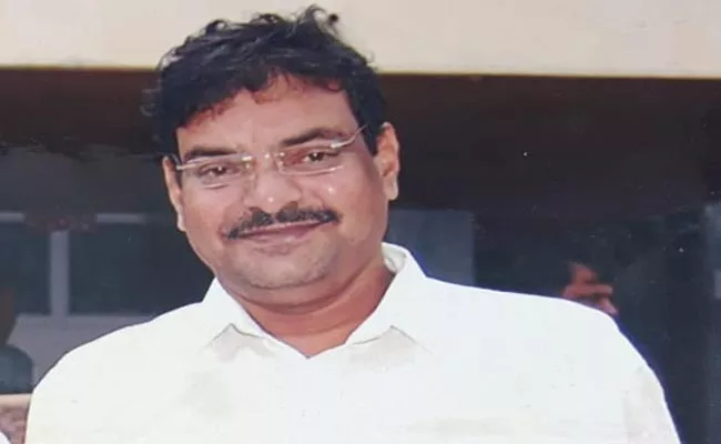 Congress Leader Venkateswarlu Decreased With Coronavirus In Nizamabad - Sakshi