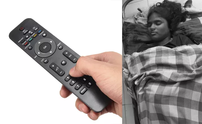 Sister and Brother Fight For TV Remote Sister Commits Suicide Kadapa - Sakshi