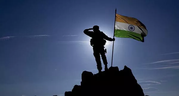 India Celebrates 21st Anniversary Of Kargil Vijay Diwas Today - Sakshi