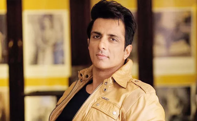 Social Media Applauds Actor Sonu Sood Services To Needy - Sakshi