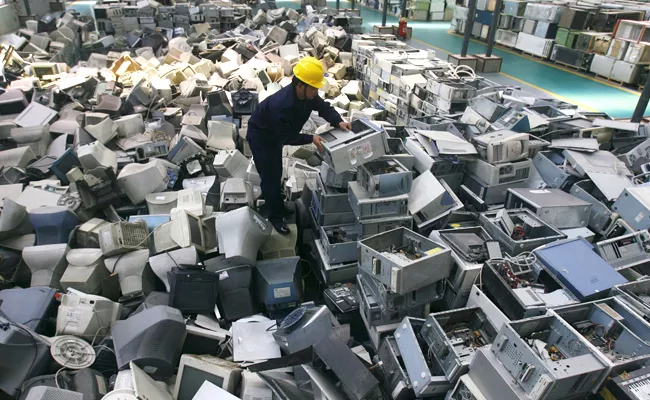 52.7 MILLION Tons of Electronic Waste Produced Worldwide in 2019 - Sakshi