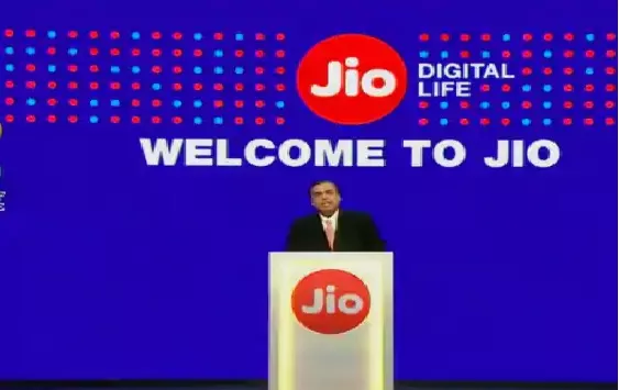 Intel corp to invest in Reliance Jio - Sakshi