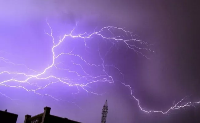 Lightning Kills 31 In UP And Bihar Also Flood Claims 1 In Assam - Sakshi