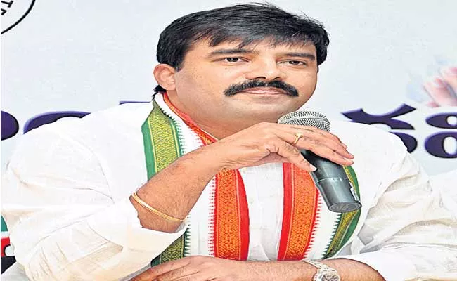 Challa Vamshi Chand Reddy Fires On Government Over Unemployment - Sakshi