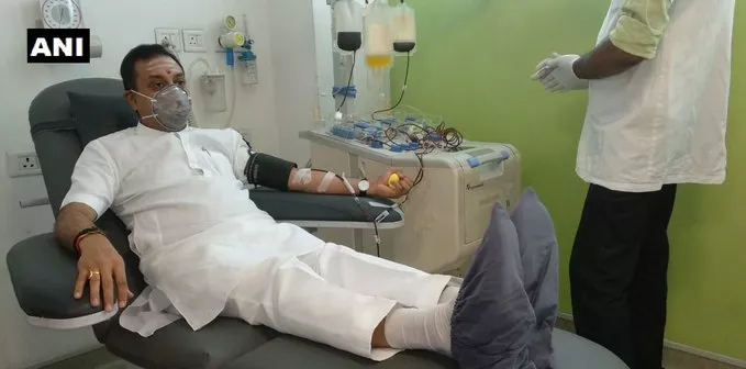 BJP Leader Sambit Patra Donates Blood Plasma - Sakshi