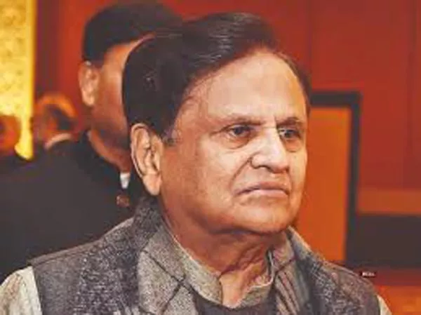 ED Questions Congress Leader Ahmed Patel In PMLA Case - Sakshi