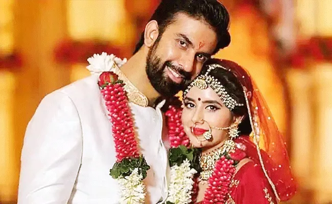 Rajeev Sen Deletes Pics With Wife Charu Asopa - Sakshi