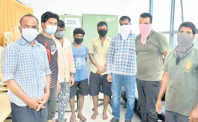 Eight Members Arrested By Police For Supply Of Adulterated Coal - Sakshi